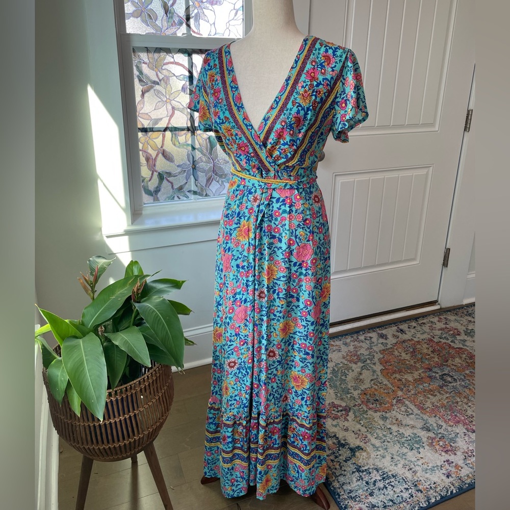 NWT Gorgeous Ecowish Blue Floral Maxi Boho Dress Sz: M